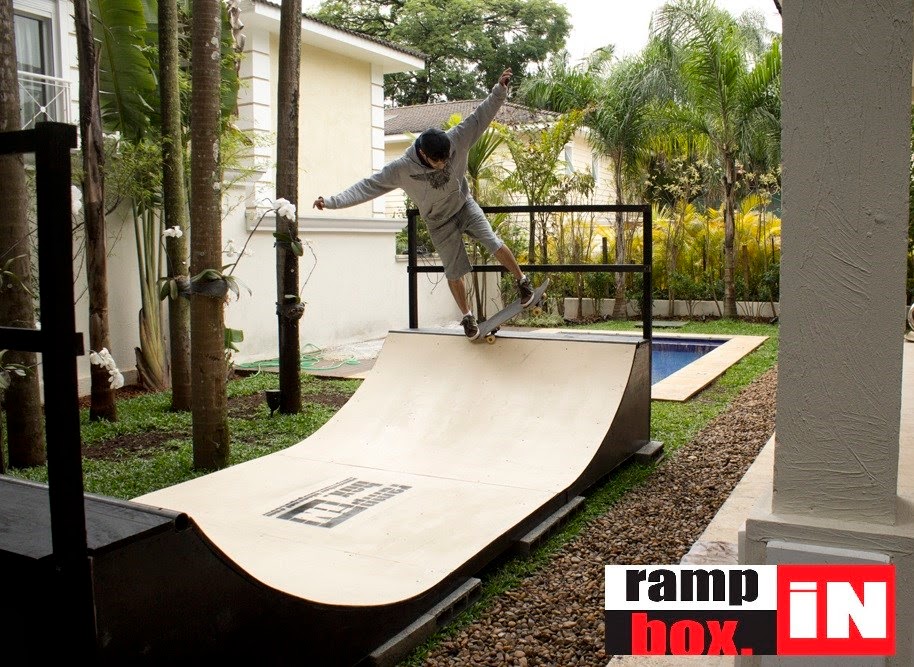 Mini ramp modelo BOSS Mini Ramp EXCLUSIVO Ramp in Box 2